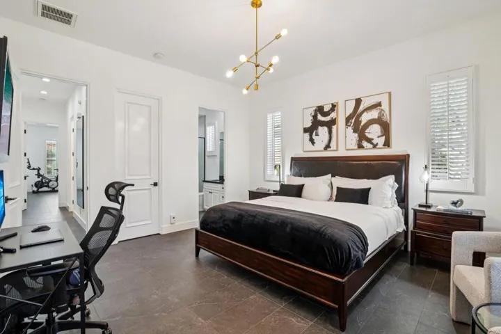 36-web-or-mls-Via Fiora-S2203-036