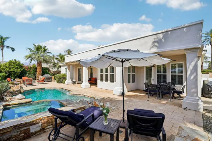 40-web-or-mls-Via Fiora-S2203-040