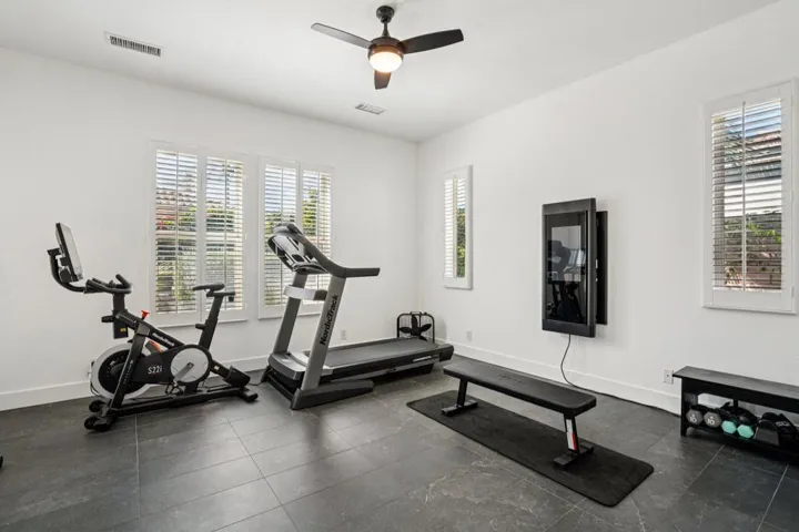 20-web-or-mls-Via Fiora-S2203-020