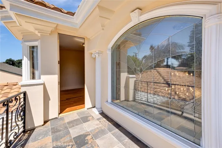 2nd Floor Suite Balcony