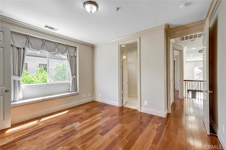 2nd Floor Jack & Jill Room #2