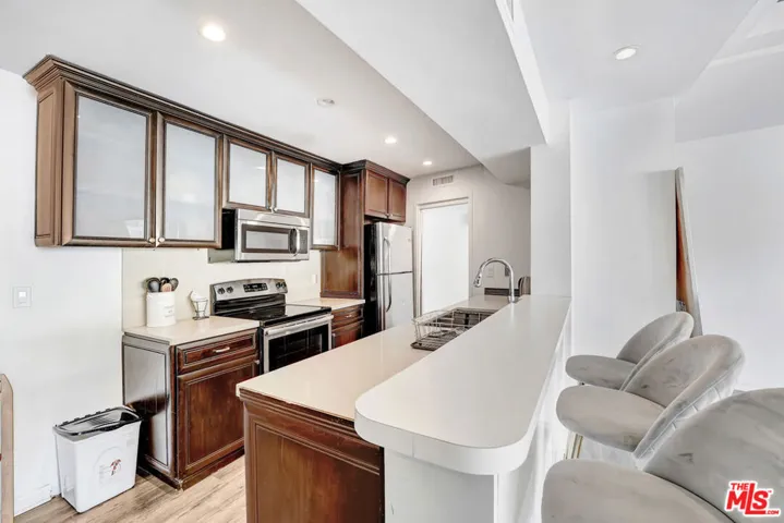 7250 Franklin Avenue 503, Los Angeles, California 90046