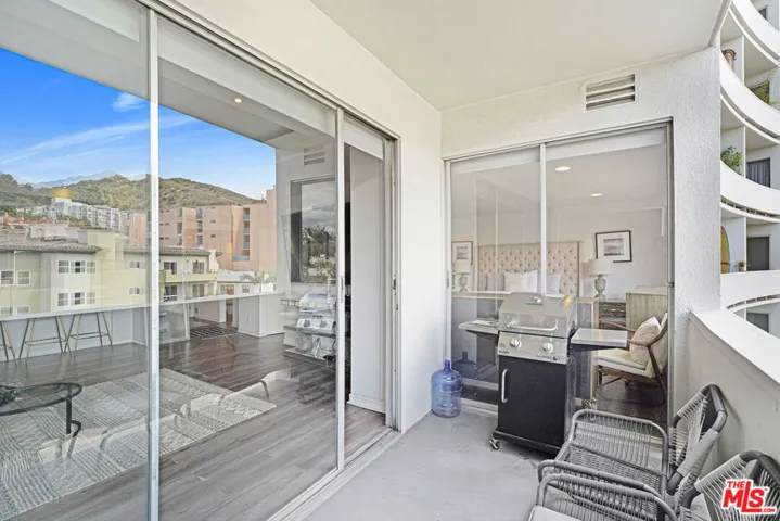 7250 Franklin Avenue 503, Los Angeles, California 90046