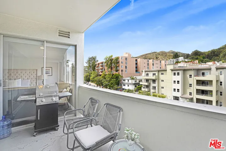 7250 Franklin Avenue 503, Los Angeles, California 90046