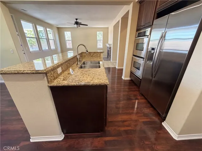 28327 Serenity Falls, Menifee, California 92585