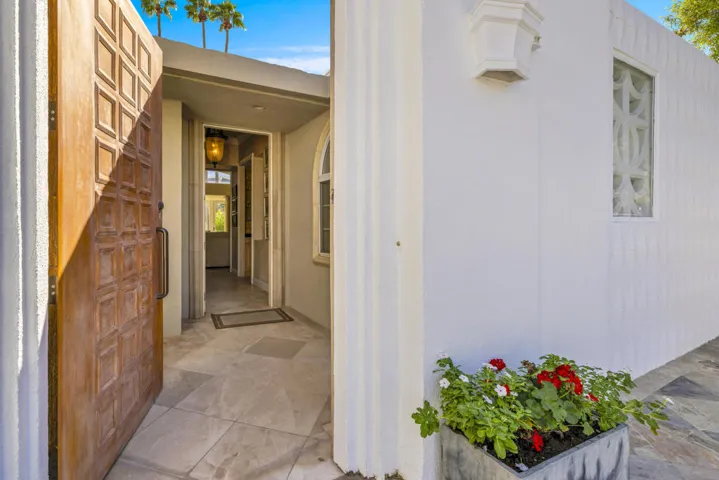 Front entry courtyard