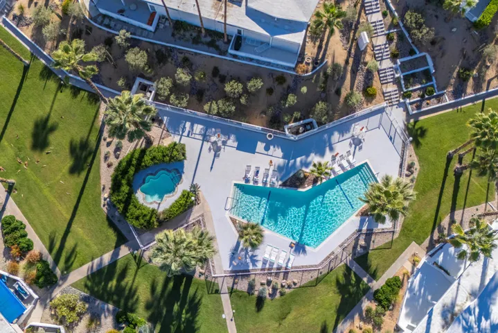 Community pool