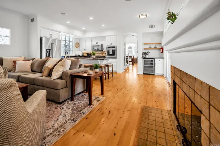 424 N Tremont Street, Oceanside, California 92054
