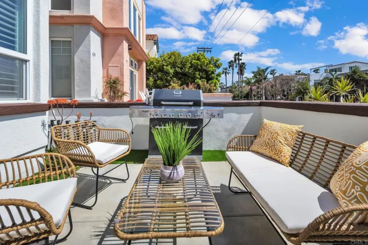 424 N Tremont Street, Oceanside, California 92054