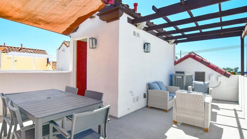 424 N Tremont Street, Oceanside, California 92054