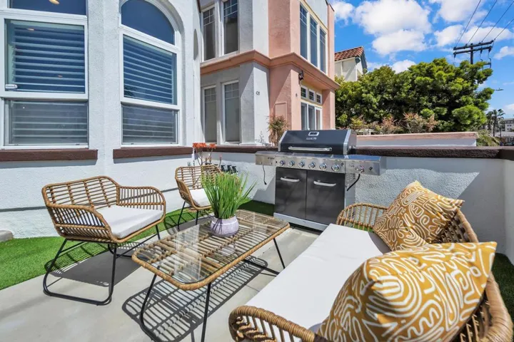 424 N Tremont Street, Oceanside, California 92054