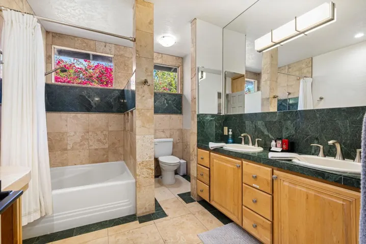 69-web-or-mls-LBMaria_OPMG_0326_069