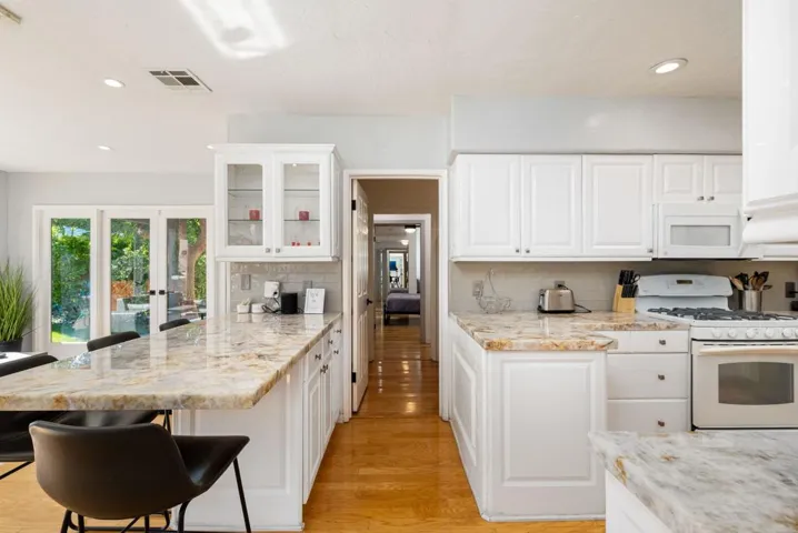 26-web-or-mls-LBMaria_OPMG_0326_026