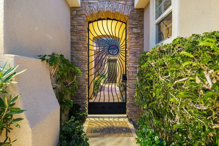 62-web-or-mls-JMTulare_OPMG_0326_062