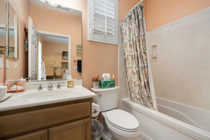 55-web-or-mls-JMTulare_OPMG_0326_055