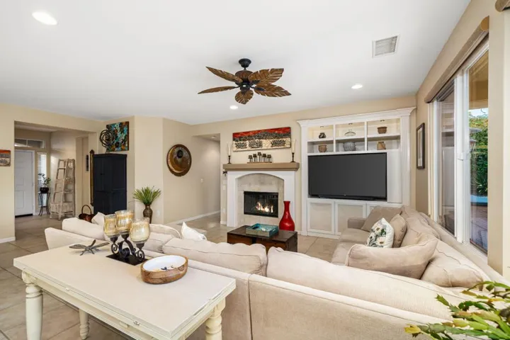 36-web-or-mls-JMTulare_OPMG_0326_036