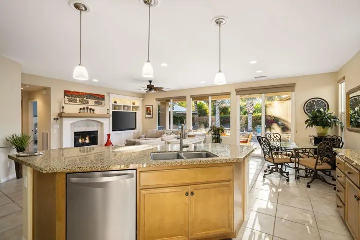 40-web-or-mls-JMTulare_OPMG_0326_040