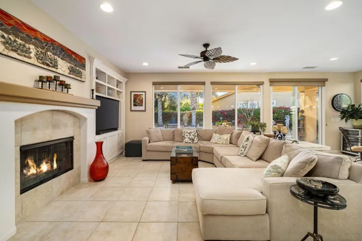 32-web-or-mls-JMTulare_OPMG_0326_032
