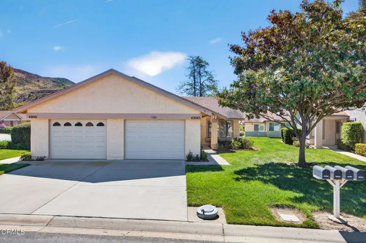 1-web-or-mls-Upmarket Media- 42063Vill00
