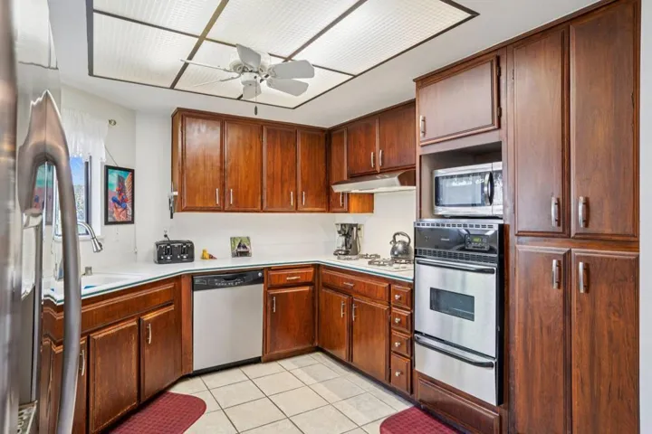 9-web-or-mls-E Ramon Rd-S1303-009