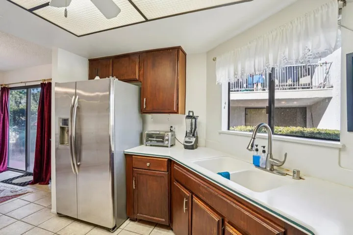 11-web-or-mls-E Ramon Rd-S1303-011