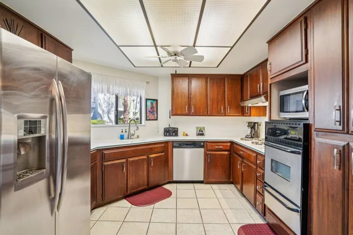 8-web-or-mls-E Ramon Rd-S1303-008