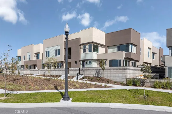 3648 S. Eichler Paseo 5, Ontario, California 91761