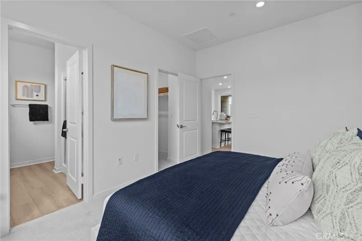3648 S. Eichler Paseo 5, Ontario, California 91761