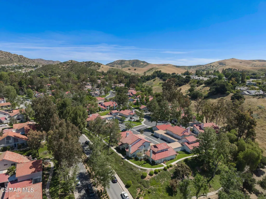 974 Quarterhorse Ln  -  HsHProd-1