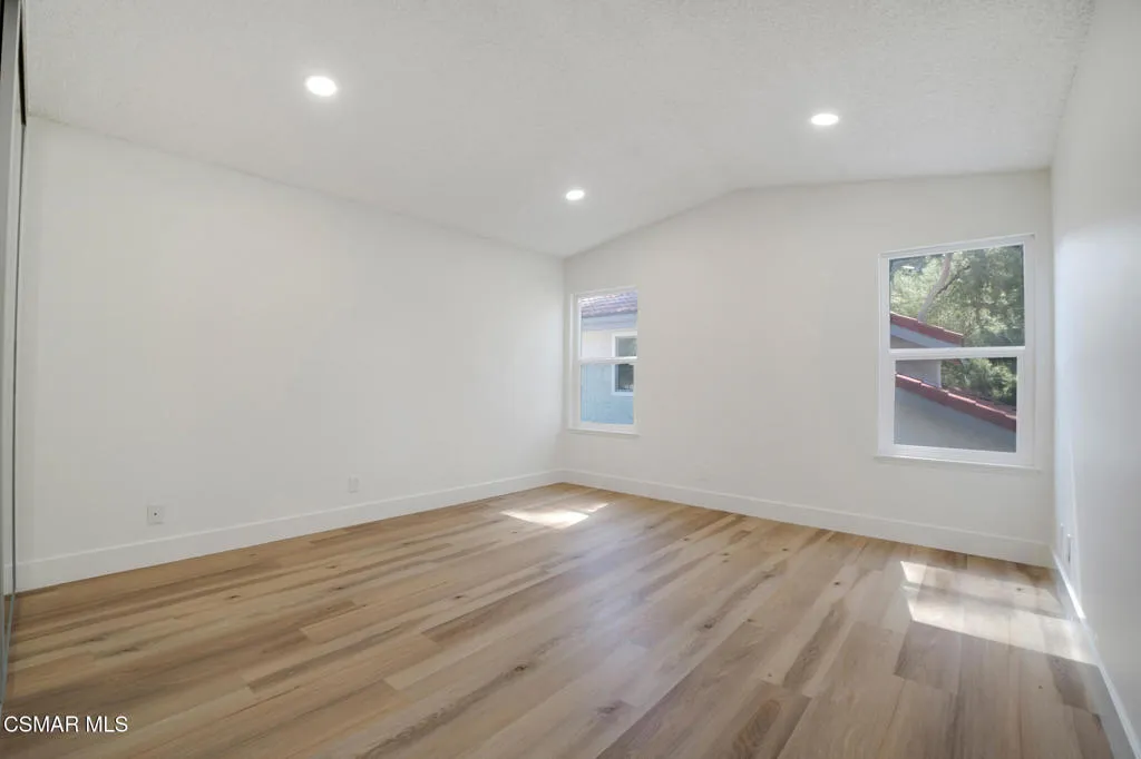 974 Quarterhorse Ln  -  HsHProd-26
