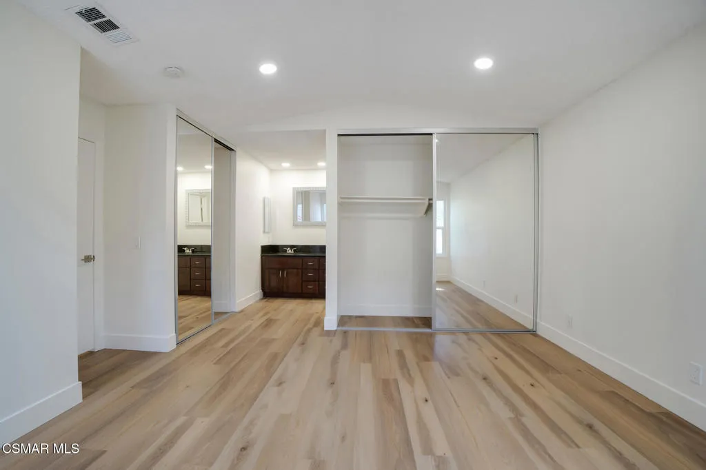 974 Quarterhorse Ln  -  HsHProd-27