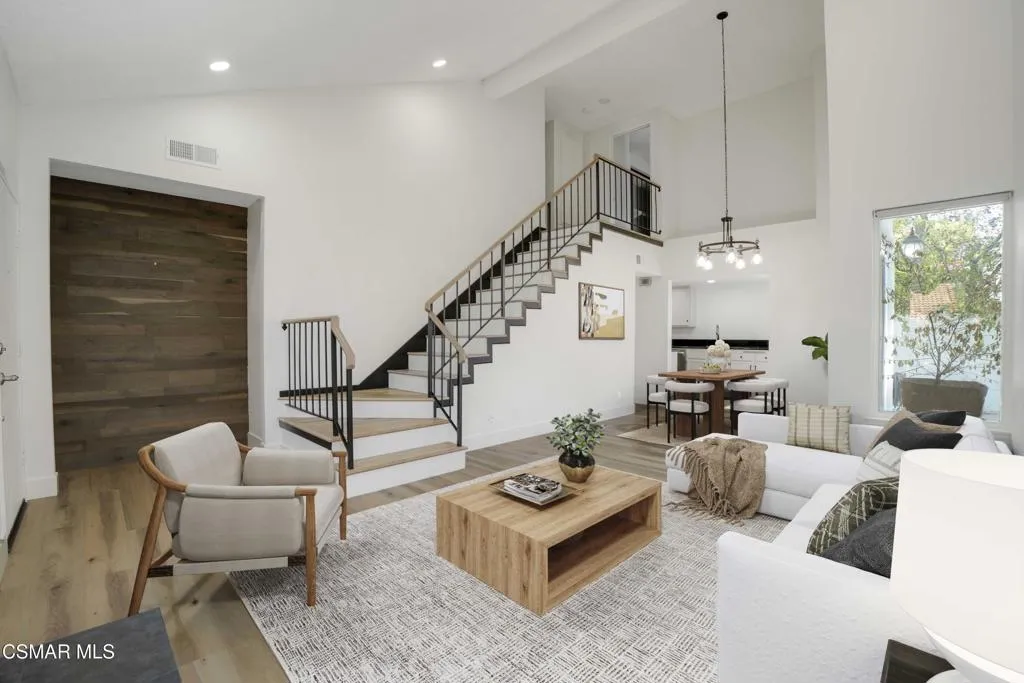 974 Quarterhorse Ln  -  Virtually Staged