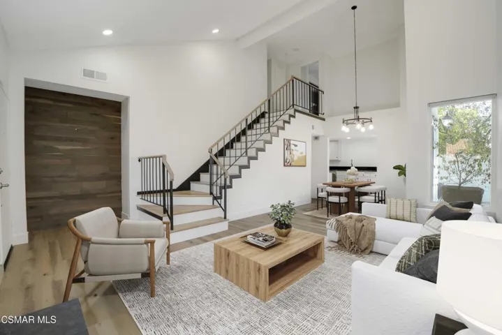 974 Quarterhorse Ln  -  Virtually Staged