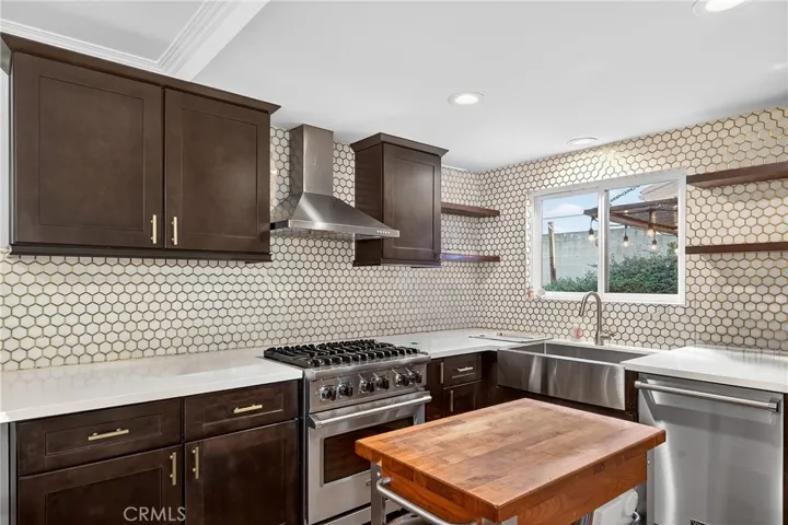 1055 Roosevelt Road, Redlands, California 92374