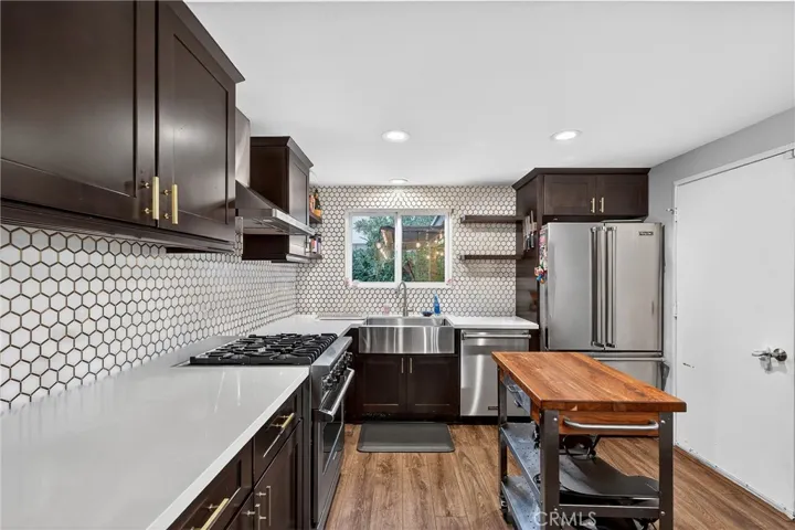 1055 Roosevelt Road, Redlands, California 92374
