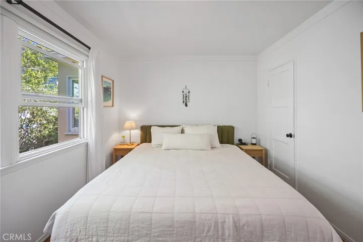 3017 4th, Santa Monica, California 90405