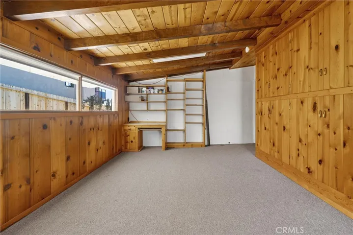 Bonus area behind garage.
