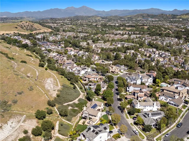 21 Snow Bush, Ladera Ranch, California 92694