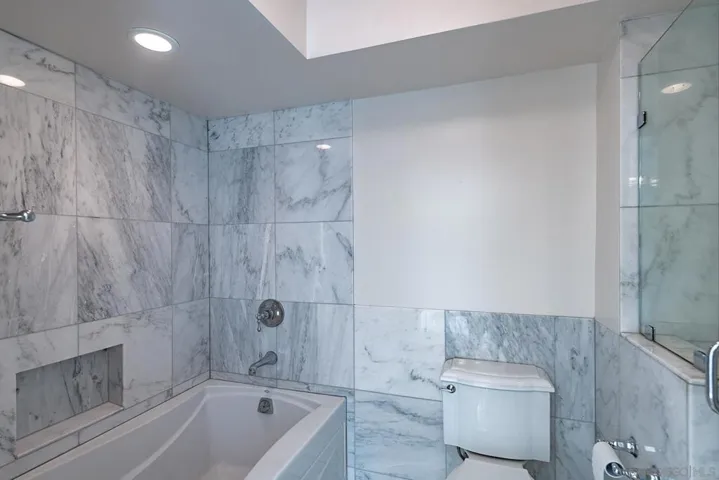 Primary Bath/Spa