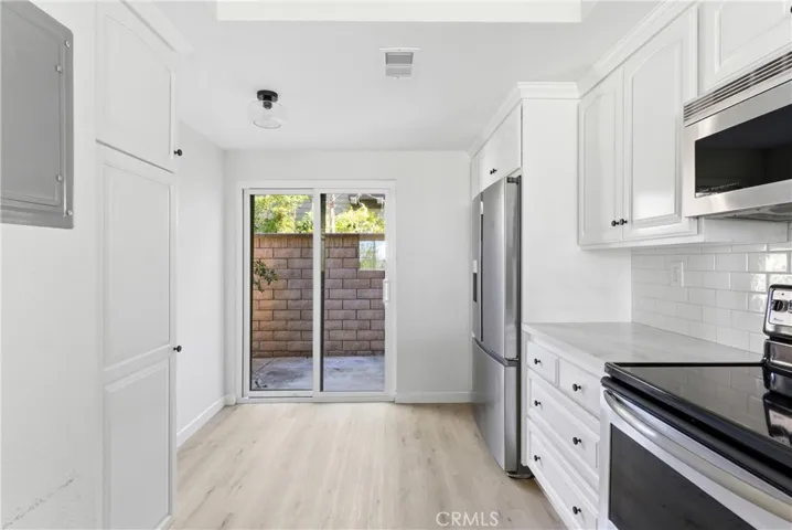 1095 Mesa Bluff, Costa Mesa, California 92627