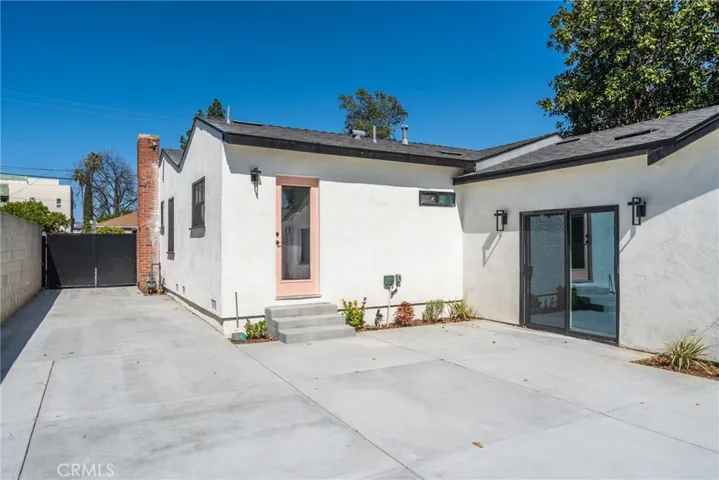 14138 Archwood, Van Nuys, California 91405