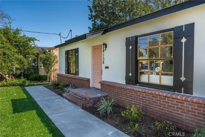 14138 Archwood, Van Nuys, California 91405