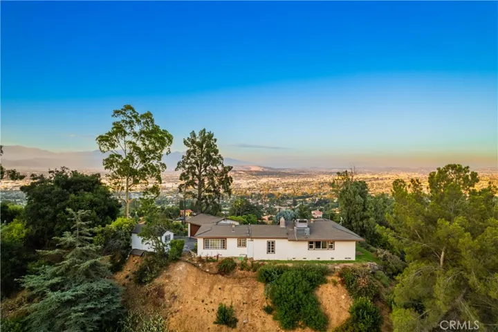14904 Edgeridge Drive, Hacienda Heights, California 91745