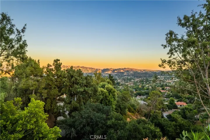 14904 Edgeridge Drive, Hacienda Heights, California 91745