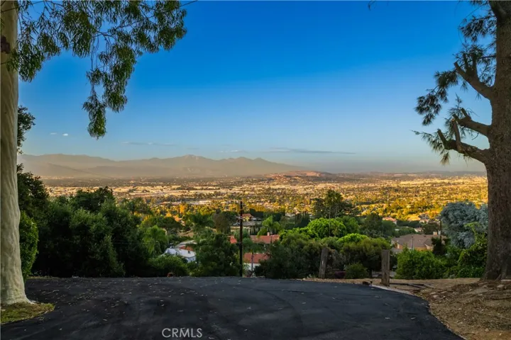 14904 Edgeridge Drive, Hacienda Heights, California 91745