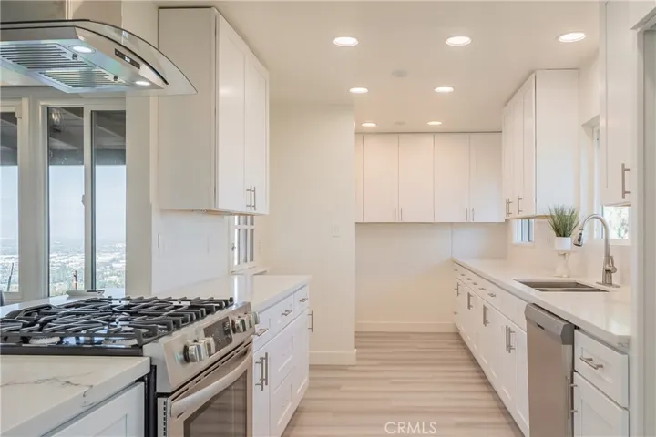 14904 Edgeridge Drive, Hacienda Heights, California 91745