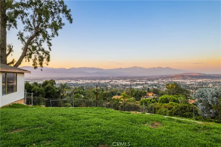 14904 Edgeridge Drive, Hacienda Heights, California 91745