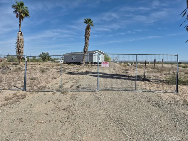 Gate in Front