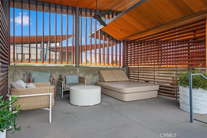 PHOTOS ARE OF MODEL MATCH AND HAVE BEEN VIRTUALLY STAGED. INTERIOR AND EXTERIOR FINISHES MAY VARY