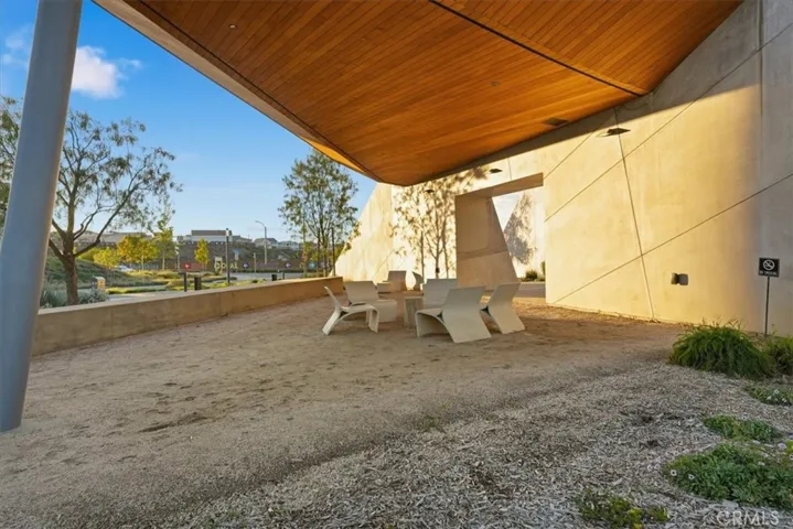 PHOTOS ARE OF MODEL MATCH AND HAVE BEEN VIRTUALLY STAGED. INTERIOR AND EXTERIOR FINISHES MAY VARY